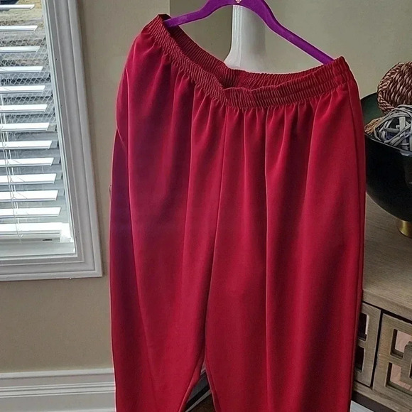 Maggie Sweet Burgundy Pants Size 1X - Picture 2 of 8